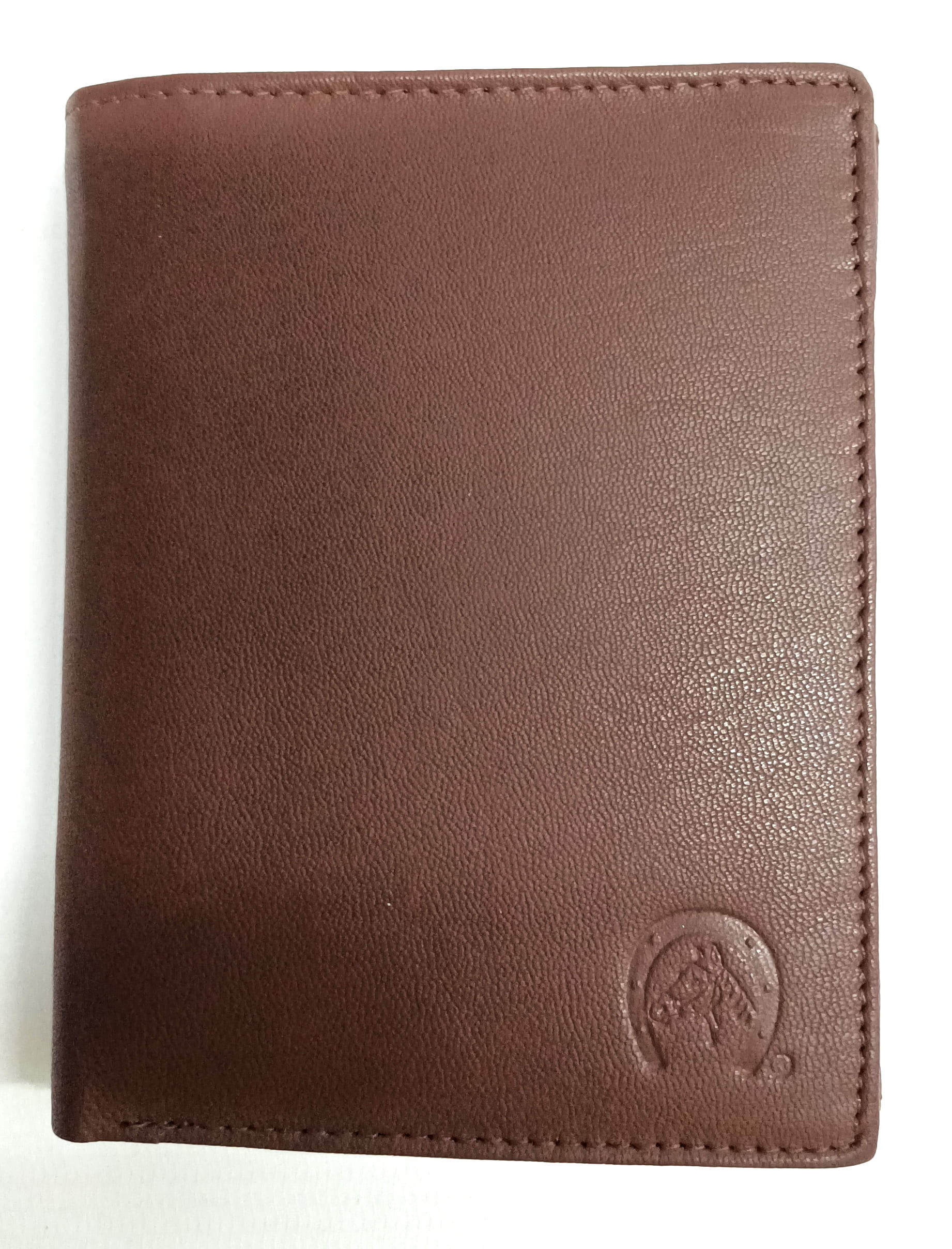 Cartera de piel marrón grande