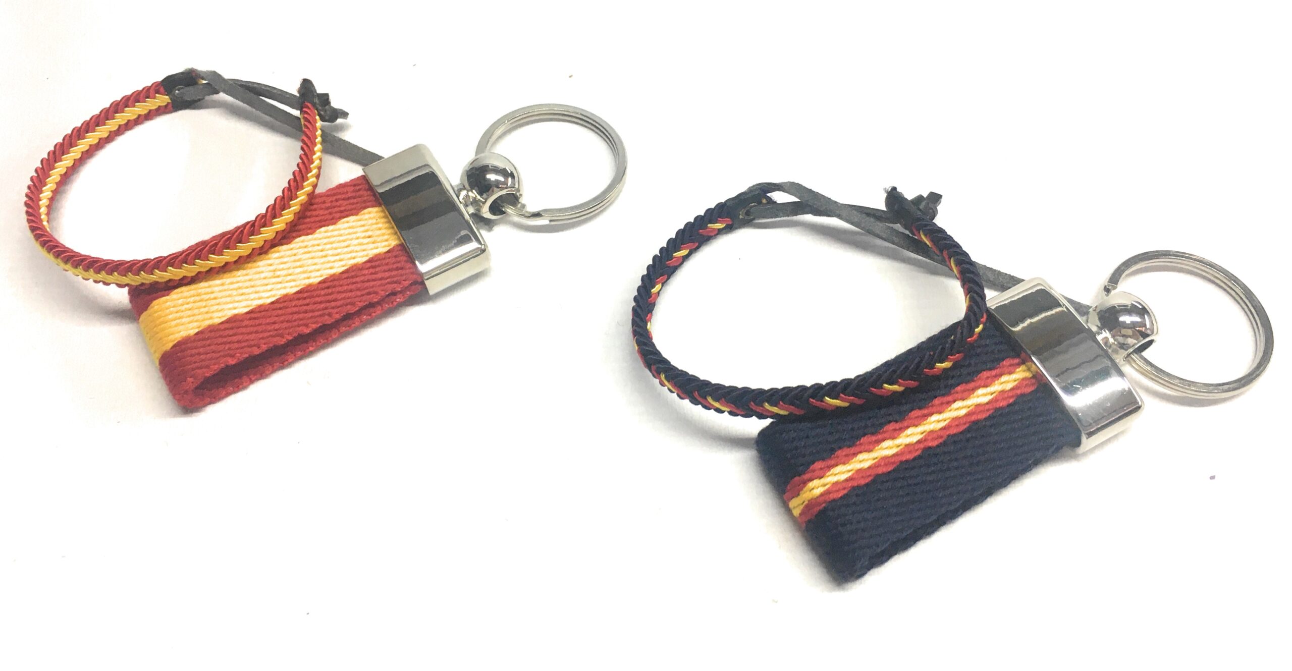 Pack 2 Pulseras Surferas + 2 Llaveros España